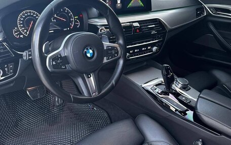 BMW 5 серия, 2018 год, 3 350 000 рублей, 13 фотография