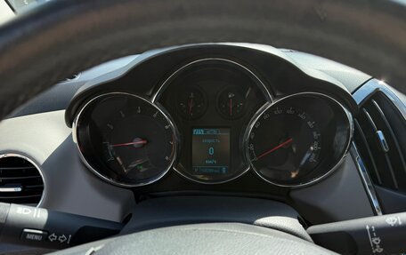 Chevrolet Cruze II, 2014 год, 950 000 рублей, 9 фотография