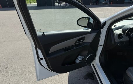 Chevrolet Cruze II, 2014 год, 950 000 рублей, 7 фотография