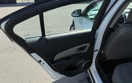 Chevrolet Cruze II, 2014 год, 950 000 рублей, 15 фотография