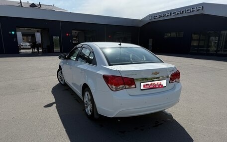 Chevrolet Cruze II, 2014 год, 950 000 рублей, 4 фотография
