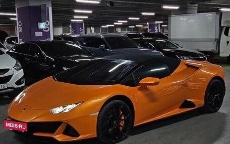 Lamborghini Huracán, 2022 год, 26 820 000 рублей, 14 фотография