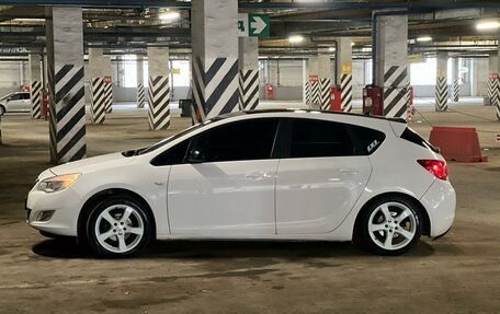 Opel Astra J, 2011 год, 733 333 рублей, 9 фотография