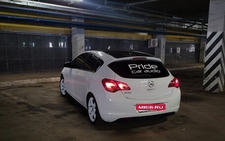 Opel Astra J, 2011 год, 733 333 рублей, 8 фотография