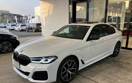 BMW 5 серия, 2021 год, 2 714 000 рублей, 2 фотография