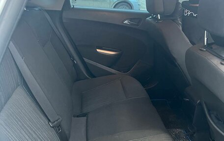 Opel Astra J, 2011 год, 733 333 рублей, 13 фотография