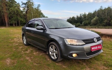 Volkswagen Jetta VI, 2012 год, 890 000 рублей, 1 фотография