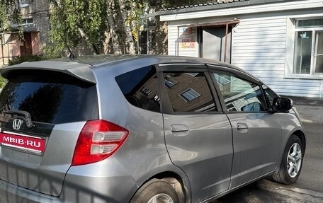 Honda Fit III, 2009 год, 590 000 рублей, 3 фотография