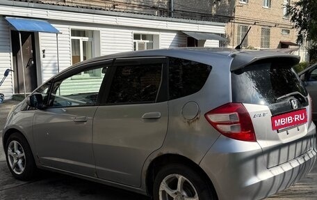 Honda Fit III, 2009 год, 590 000 рублей, 6 фотография