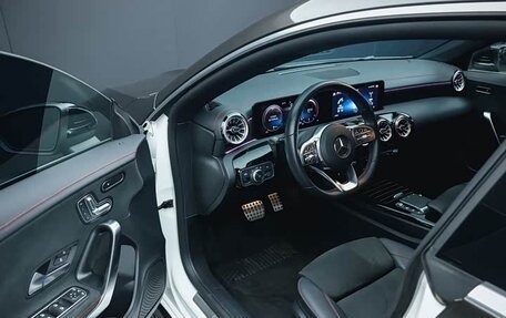 Mercedes-Benz CLA, 2021 год, 2 500 202 рублей, 9 фотография