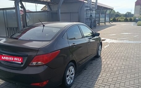 Hyundai Solaris II рестайлинг, 2015 год, 530 000 рублей, 9 фотография