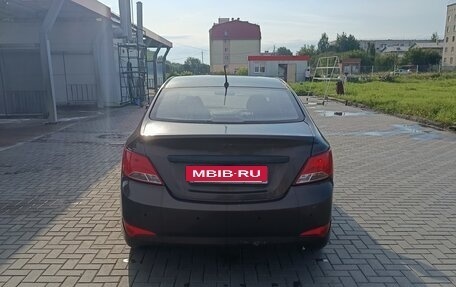 Hyundai Solaris II рестайлинг, 2015 год, 530 000 рублей, 8 фотография