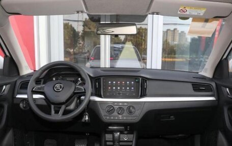 Skoda Kamiq I, 2025 год, 1 930 000 рублей, 8 фотография