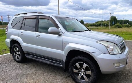 Toyota Land Cruiser Prado 120 рестайлинг, 2007 год, 2 550 000 рублей, 3 фотография
