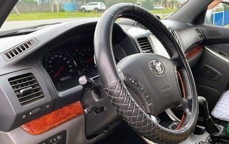 Toyota Land Cruiser Prado 120 рестайлинг, 2007 год, 2 550 000 рублей, 8 фотография