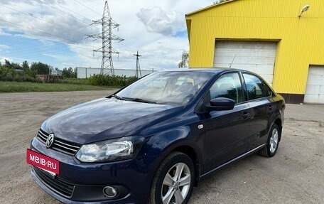 Volkswagen Polo VI (EU Market), 2012 год, 680 000 рублей, 2 фотография