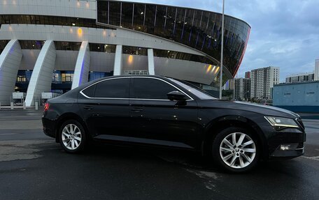 Skoda Superb III рестайлинг, 2017 год, 1 950 000 рублей, 3 фотография