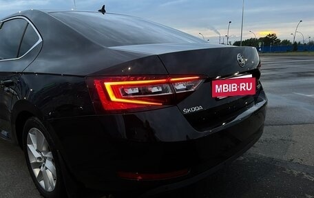 Skoda Superb III рестайлинг, 2017 год, 1 950 000 рублей, 5 фотография