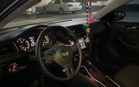 Volkswagen Jetta VI, 2011 год, 1 190 000 рублей, 7 фотография