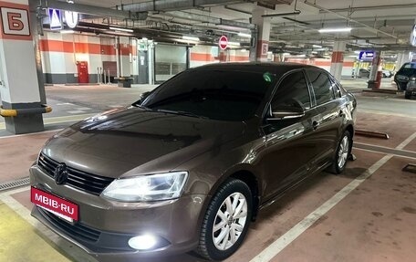Volkswagen Jetta VI, 2011 год, 1 190 000 рублей, 5 фотография