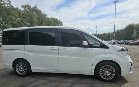 Honda Stepwgn IV, 2015 год, 1 700 000 рублей, 8 фотография