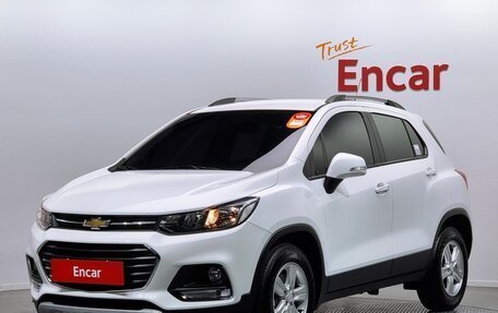 Chevrolet Trax, 2020 год, 996 000 рублей, 2 фотография