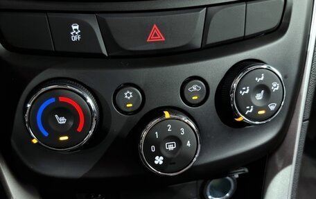 Chevrolet Trax, 2020 год, 996 000 рублей, 12 фотография