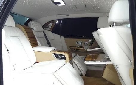 Rolls-Royce Phantom VIII, 2022 год, 54 250 000 рублей, 11 фотография