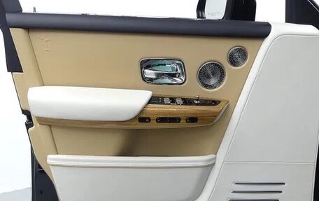 Rolls-Royce Phantom VIII, 2022 год, 54 250 000 рублей, 13 фотография