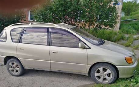 Toyota Ipsum II, 2001 год, 550 000 рублей, 4 фотография