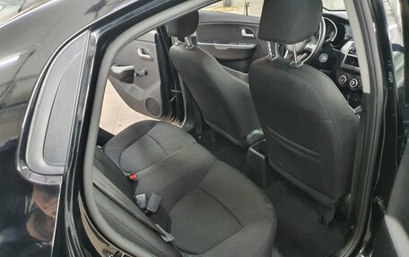 KIA Rio III рестайлинг, 2014 год, 900 000 рублей, 4 фотография