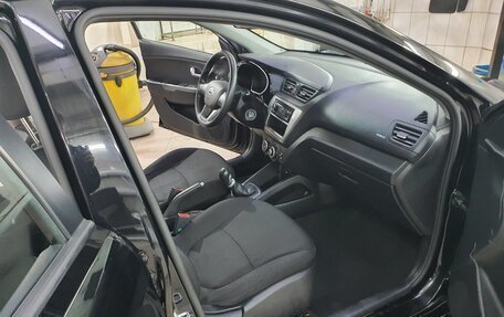 KIA Rio III рестайлинг, 2014 год, 900 000 рублей, 14 фотография