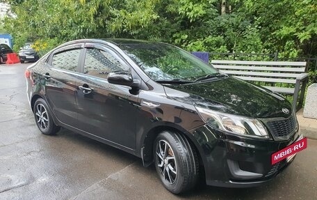 KIA Rio III рестайлинг, 2014 год, 900 000 рублей, 18 фотография