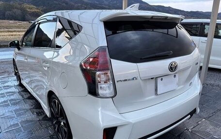 Toyota Prius Alpha I (ZVW40/41), 2021 год, 1 520 000 рублей, 6 фотография