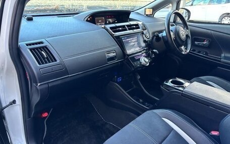 Toyota Prius Alpha I (ZVW40/41), 2021 год, 1 520 000 рублей, 19 фотография