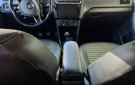 Volkswagen Polo VI (EU Market), 2015 год, 1 100 000 рублей, 6 фотография