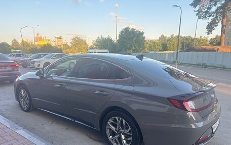 Hyundai Sonata VIII, 2020 год, 2 300 000 рублей, 8 фотография