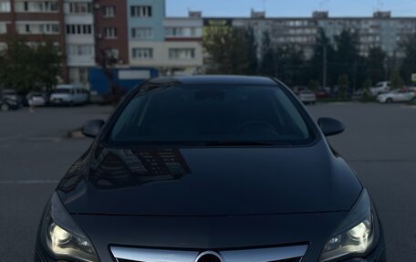 Opel Astra J, 2010 год, 870 000 рублей, 4 фотография