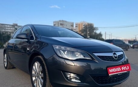 Opel Astra J, 2010 год, 870 000 рублей, 10 фотография
