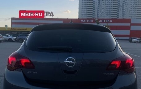 Opel Astra J, 2010 год, 870 000 рублей, 13 фотография