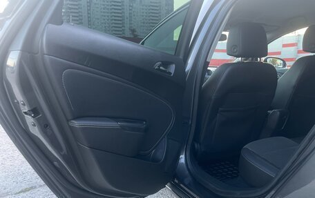 Opel Astra J, 2010 год, 870 000 рублей, 24 фотография