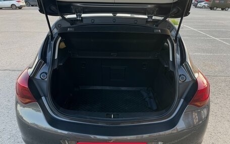 Opel Astra J, 2010 год, 870 000 рублей, 31 фотография