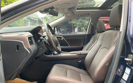 Lexus RX IV рестайлинг, 2020 год, 4 500 000 рублей, 5 фотография