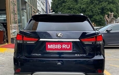 Lexus RX IV рестайлинг, 2020 год, 4 500 000 рублей, 12 фотография