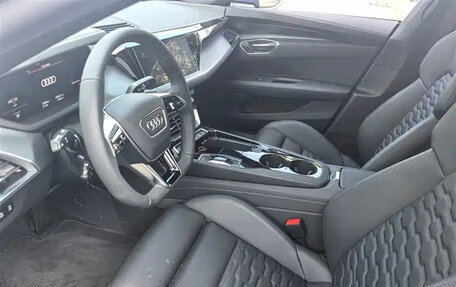 Audi e-tron GT, 2023 год, 8 699 111 рублей, 5 фотография