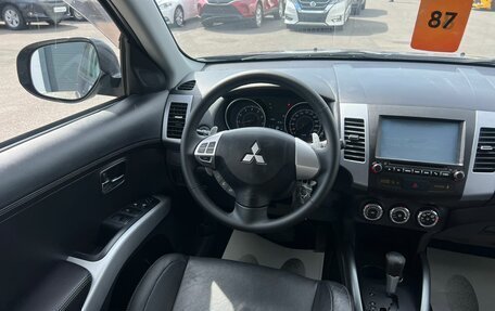 Mitsubishi Outlander III рестайлинг 3, 2010 год, 1 459 000 рублей, 14 фотография