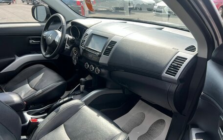 Mitsubishi Outlander III рестайлинг 3, 2010 год, 1 459 000 рублей, 12 фотография