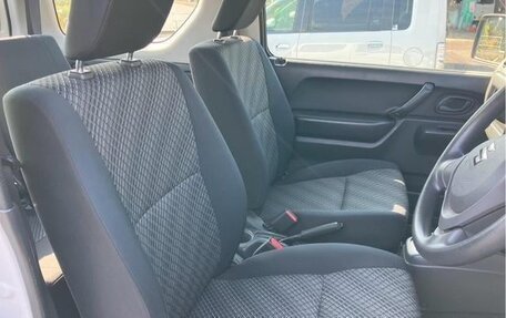 Suzuki Jimny, 2018 год, 980 000 рублей, 15 фотография