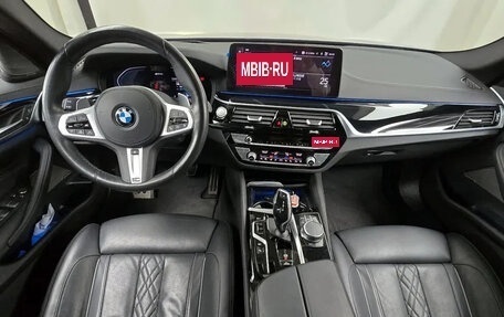 BMW 5 серия, 2021 год, 3 100 000 рублей, 7 фотография