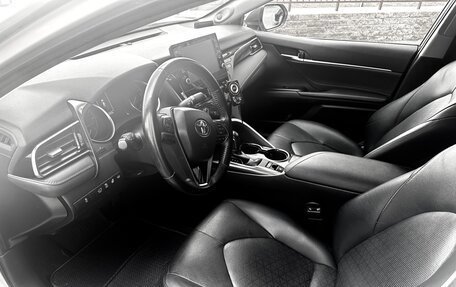 Toyota Camry, 2021 год, 3 500 000 рублей, 5 фотография